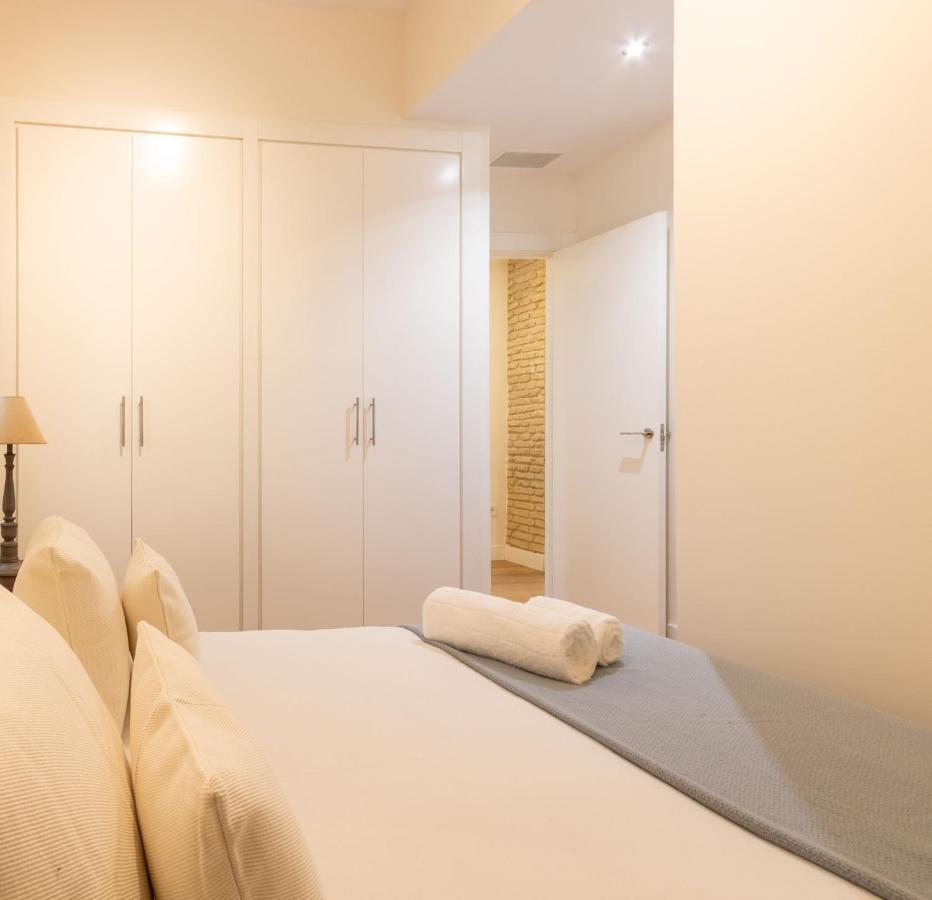 Appartement Angeles Santa Cruz Deluxe By Valcambre à Séville Extérieur photo